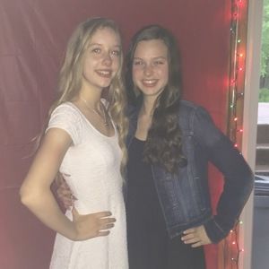 Meet your Posher, Danielle